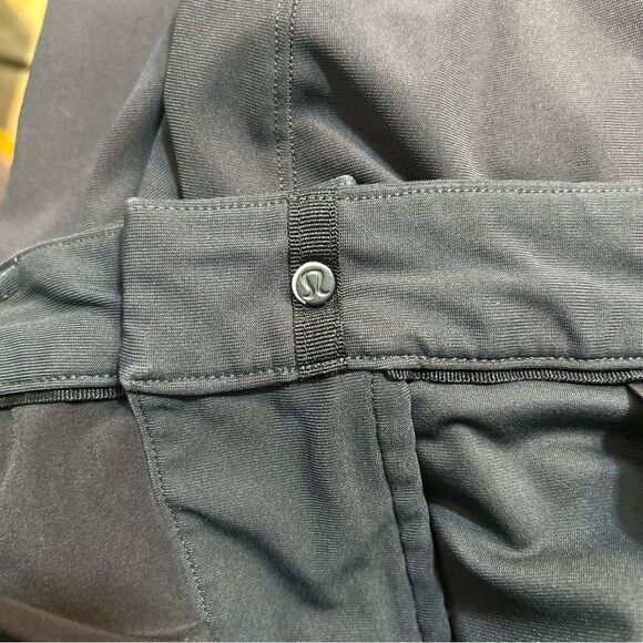 Lululemon Commission Pant Slim Warpstreme in Black Size 36 - Picture 7 of 11